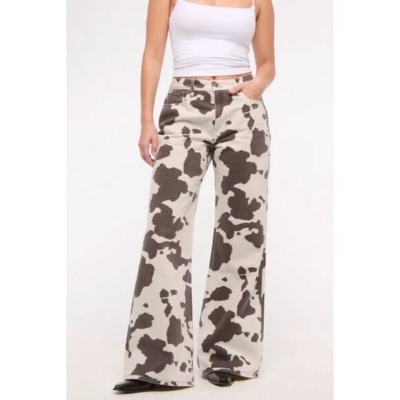 Abercrombie & Fitch Denim - Abercrombie & Fitch Curve Love Baggy Boot Mid Rise 34 Short Cow Print Western